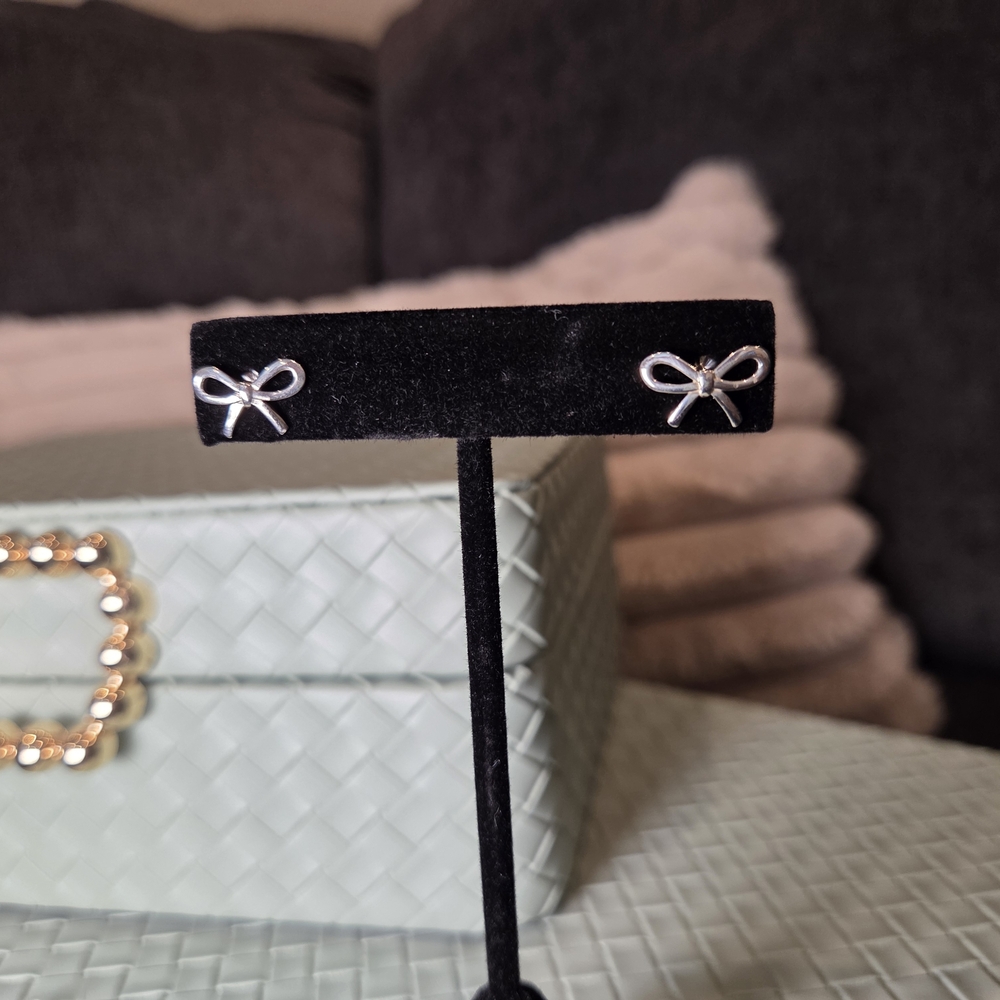 Genuine Tiffany & Co. Bowtie Stud Earrings Set In Sterling Silver